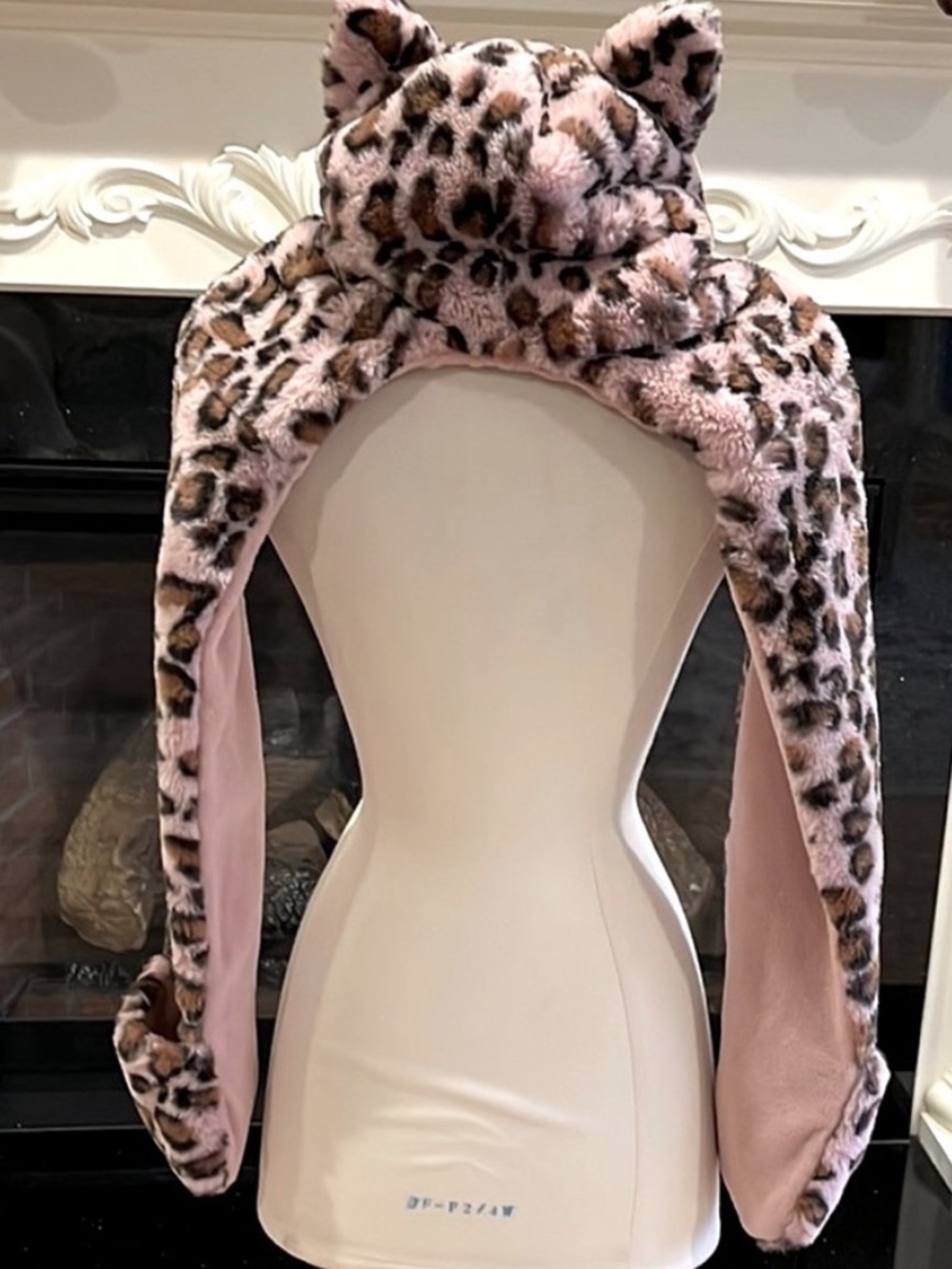 Soft Plush Hat Scarf Mittens Leopard Print Comfy Womens Girls Cozy